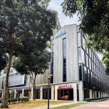 desktop_other_hotel_assets_m_social_singapore.jpg